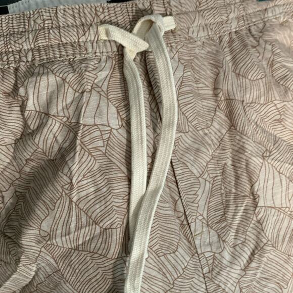 Banana Republic Palm Print Deck Short Slim Fit Brown Size L NWT - Picture 5 of 7